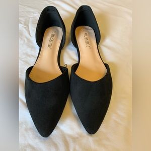 Women’s flat shoes